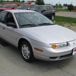 2001 saturn s-series-sl1 photo