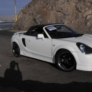 2001 toyota mr2 photo
