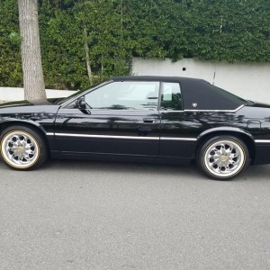 2002 cadillac eldorado photo