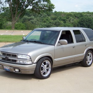 2002 chevrolet blazer-ls photo