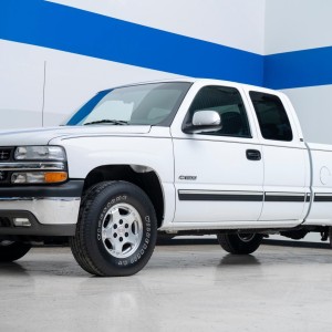 2002 chevrolet silverado-1500-ls-extended-cab-standard-box-2wd-automatic photo