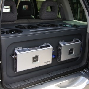 2002 chevrolet tracker photo