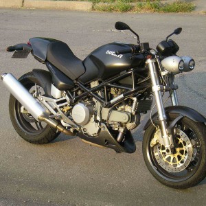 2002 ducati monster photo