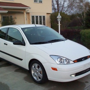 2002 ford focus-zx3 photo