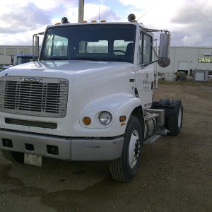 2002 freightliner fl112 photo
