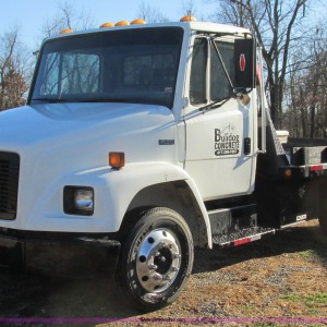 2002 freightliner fl50 photo