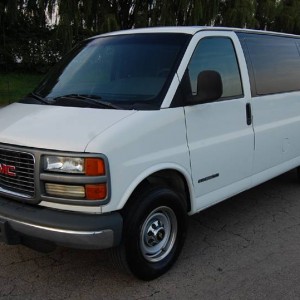 2002 gmc savana photo