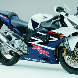 2002 honda cbr954rr photo