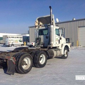 2002 international 9100i photo