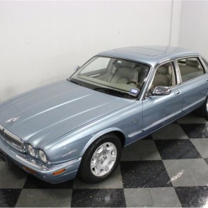 2002 jaguar vanden-plas photo