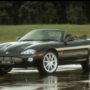 2002 jaguar xkr photo