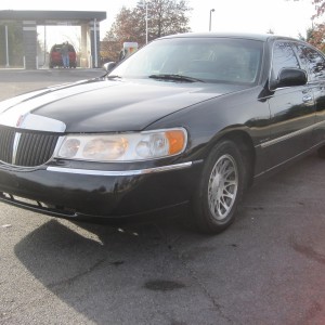 2002 lincoln town-car photo
