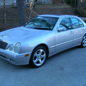 2002 mercedes-benz e-class photo