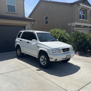 2002 suzuki grand-vitara-jlx-limited photo