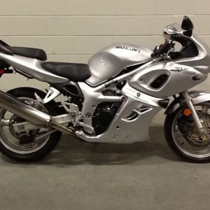 2002 suzuki sv650 photo