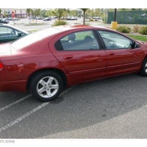 2003 dodge intrepid photo