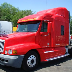 2003 freightliner cst120 photo