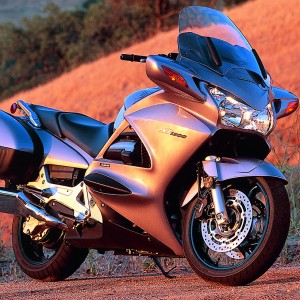 2003 honda st1300 photo
