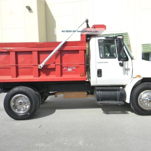 2003 international ma035 photo