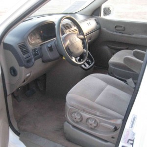 2003 kia sedona photo