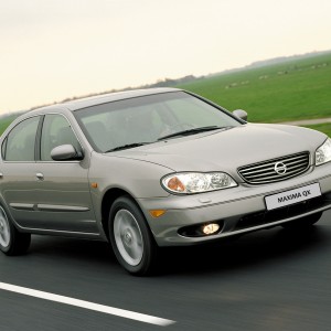 2003 nissan maxima photo
