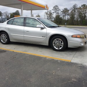 2003 pontiac bonneville photo