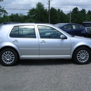 2003 volkswagen golf photo