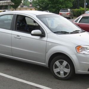 2004 chevrolet aveo photo