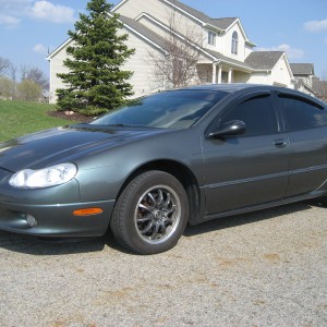 2004 chrysler concorde photo
