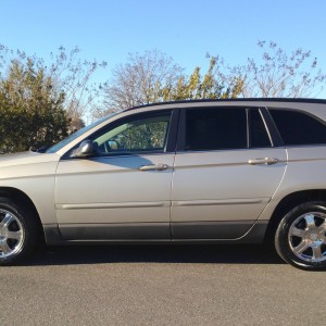 2004 chrysler pacifica photo