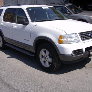 2004 ford explorer-xlt photo