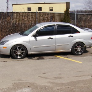2004 ford focus photo