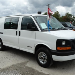 2004 gmc savana-g3500 photo