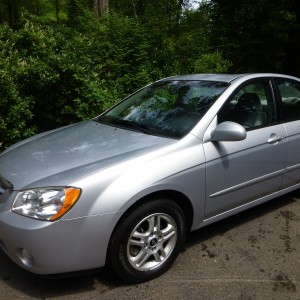 2004 kia spectra photo
