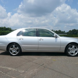2004 lexus ls-430 photo