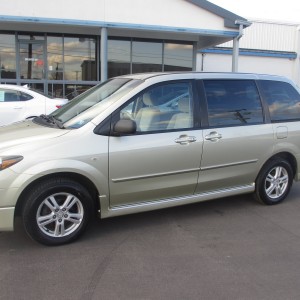 2004 mazda mpv photo