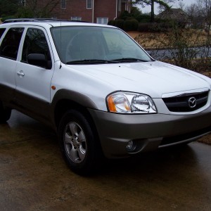 2004 mazda tribute photo