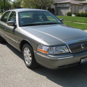2004 mercury grand-marquis-ls photo
