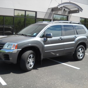 2004 mitsubishi endeavor photo