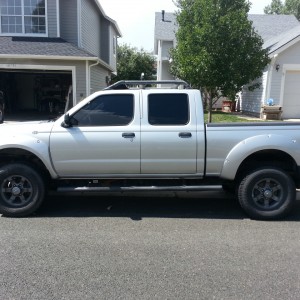 2004 nissan frontier photo