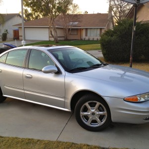 2004 oldsmobile alero photo