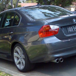 2005 bmw 330xi photo