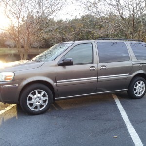 2005 buick terraza photo