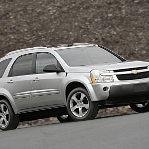 2005 chevrolet equinox photo