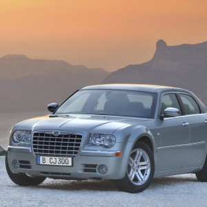 2005 chrysler 300-c photo