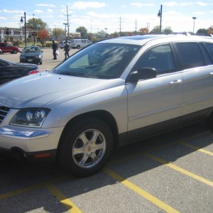2005 chrysler pacifica-touring photo