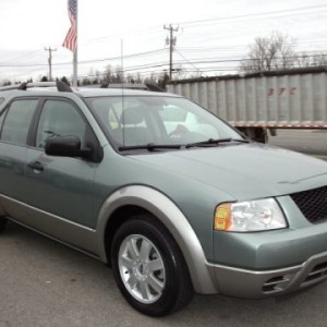 2005 ford freestyle-se photo