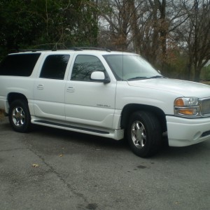 2005 gmc yukon-xl photo