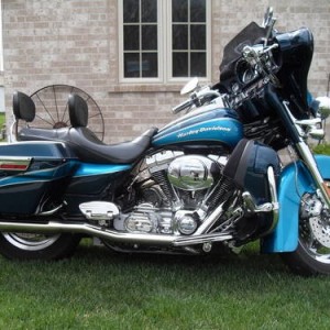 2005 harley-davidson cvo-electra-glide photo