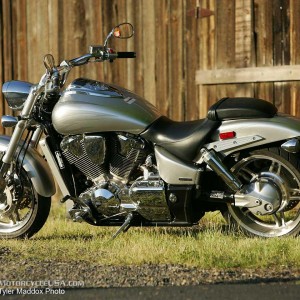 2005 honda vtx1800n2-vtx photo
